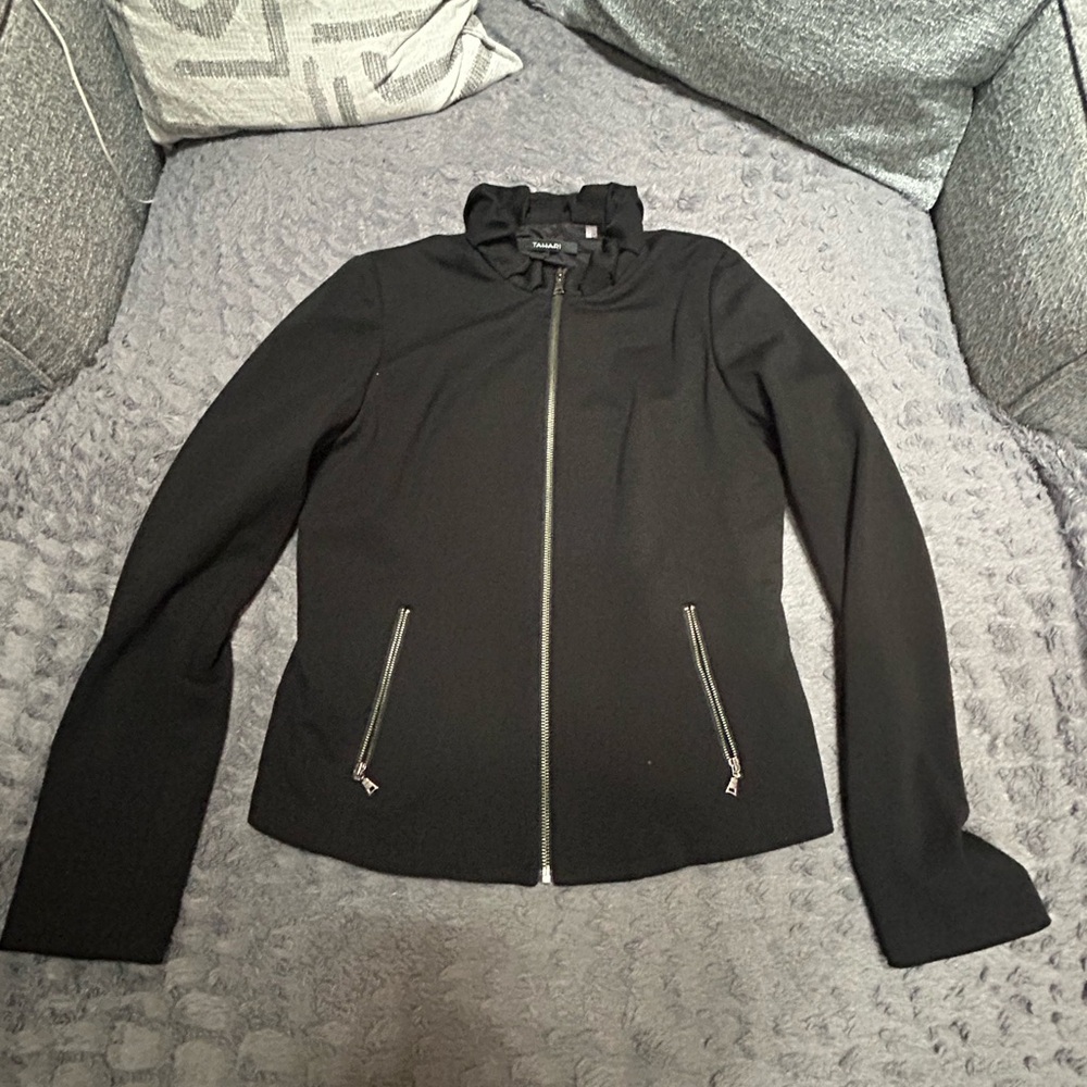 Tahari Black jacket with Zippered Pockets